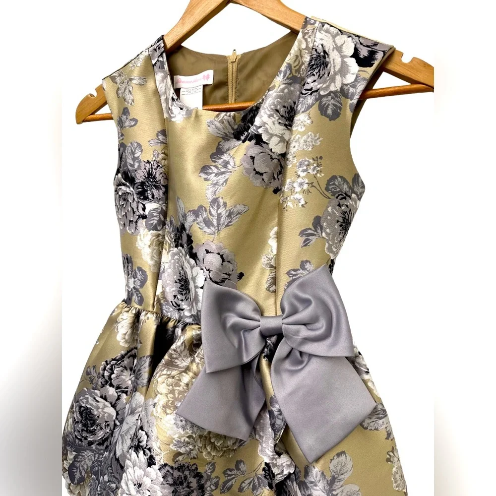 Bonnie Jean brand. Girl cascade dress. Size 10. Metallic floral dress. Used 1x. - Picture 3 of 8